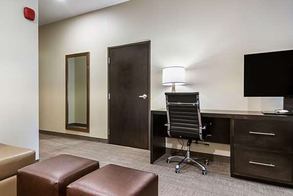 Suite - Comfort Suites Wooster