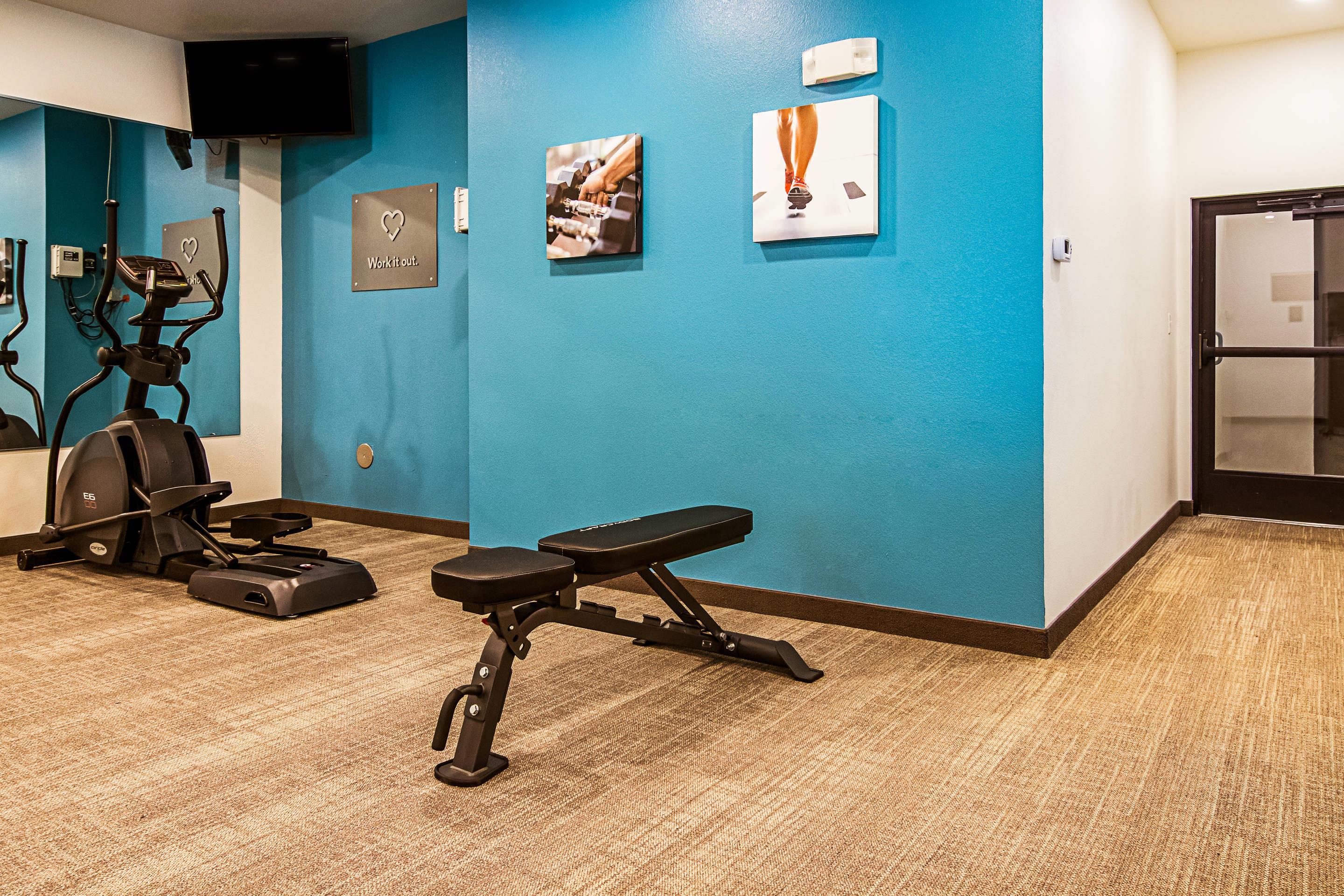 Fitness center | Comfort Suites
