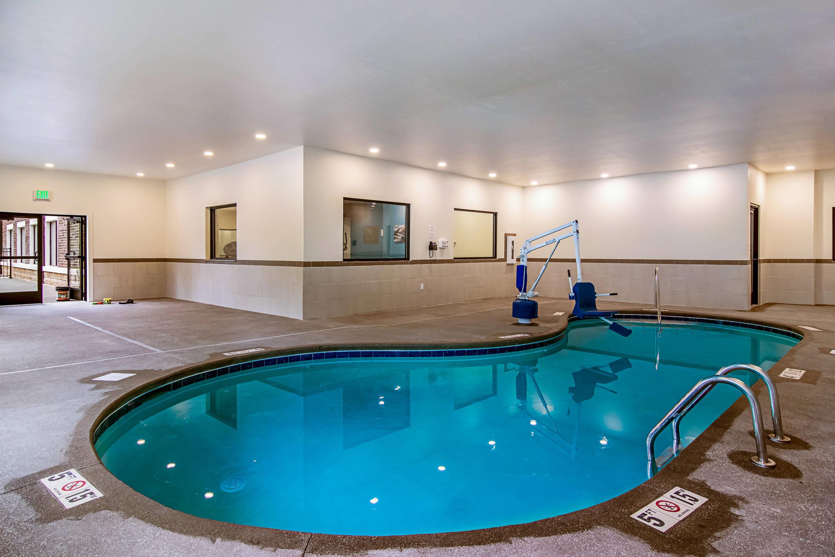 Indoor pool | Comfort Suites