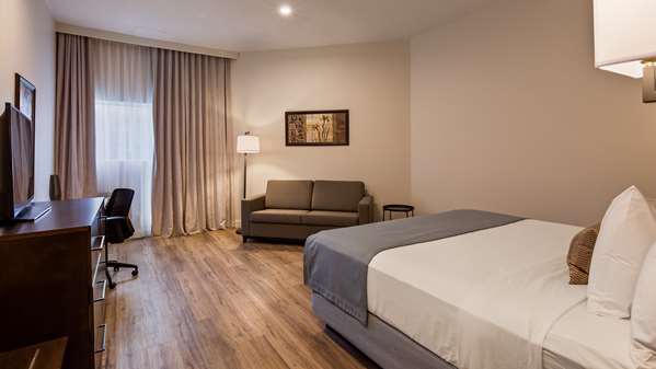  - Best Western Plus Montreal East Hotel