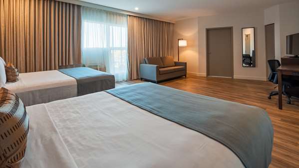  - Best Western Plus Montreal East Hotel