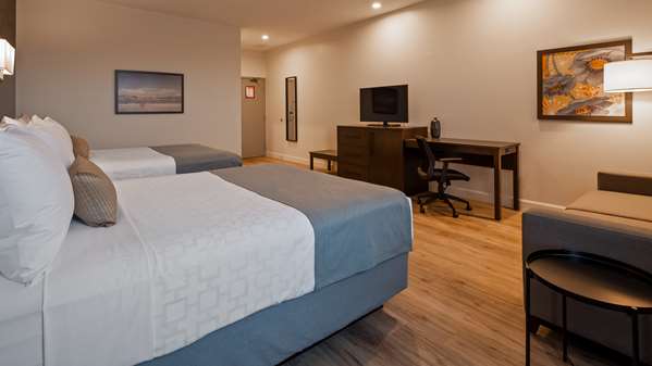 - Best Western Plus Montreal East Hotel