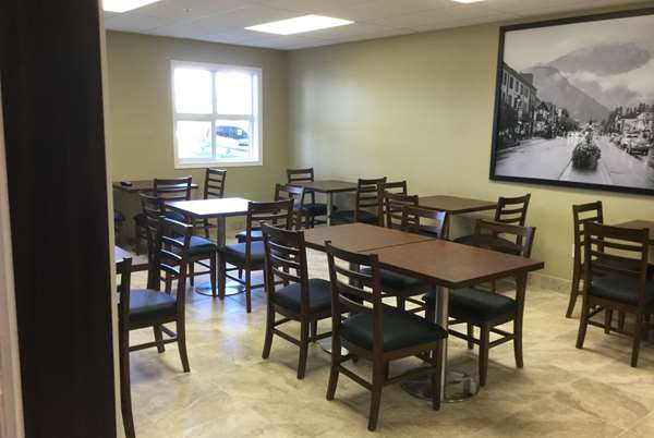  - Super 8 Hotel Hardisty