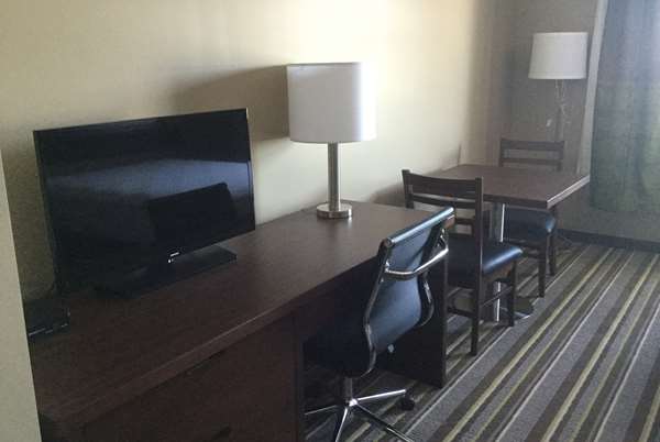  - Super 8 Hotel Hardisty