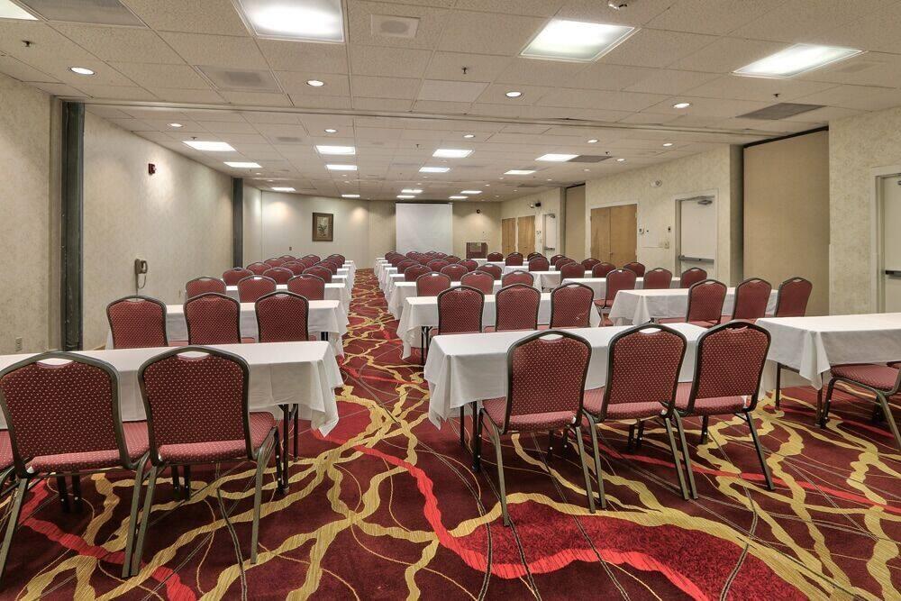 Meeting Room | Ramada Plaza by Wyndham Albuquerque Midtown