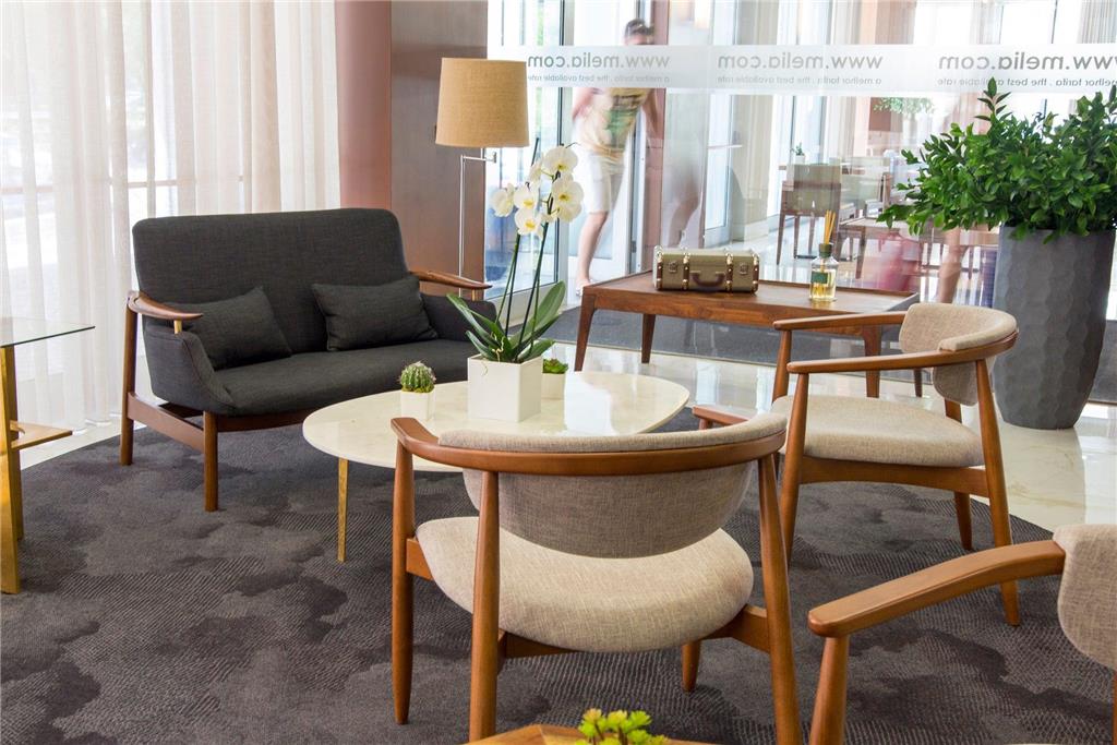 MELIA SETUBAL-guestroom-Dining,Dining Area,Guest Room,Guest Room Amenity,Coffee/tea facilities,Living Area,Architecture,Indoor/Interior,On-Site,People,Décor detail,View from room,Exterior View of Building.jpg
