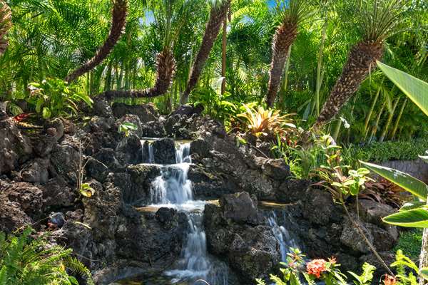 Exterior view - Maui Kaanapali Villas