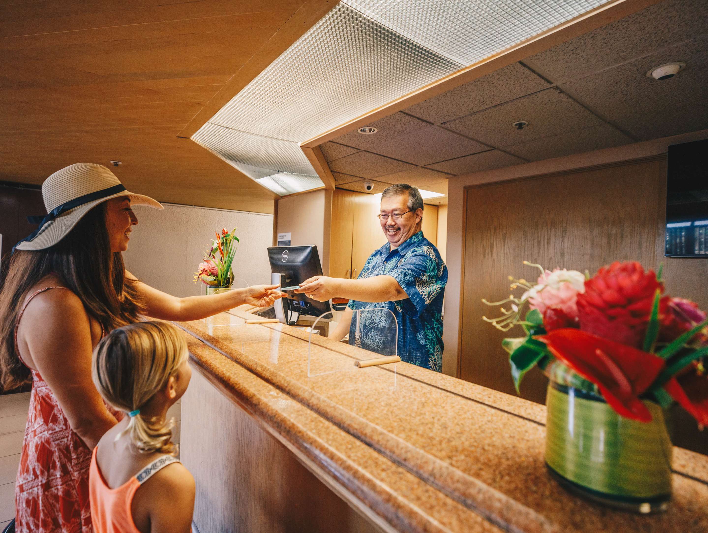 Aston Waikiki Sunset - Lobby and Frontdesk | Waikiki Sunset #1211