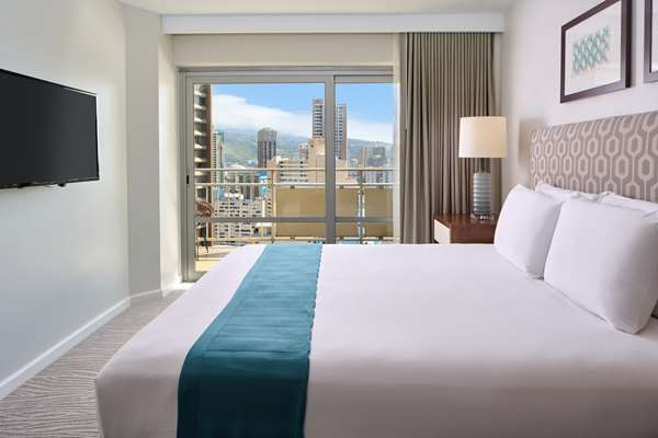 Suite - Ilikai Hotel & Luxury Suites Waikiki Honolulu