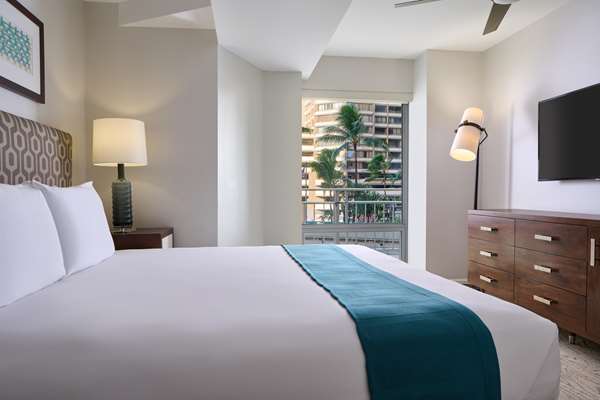 Suite - Ilikai Hotel & Luxury Suites Waikiki Honolulu