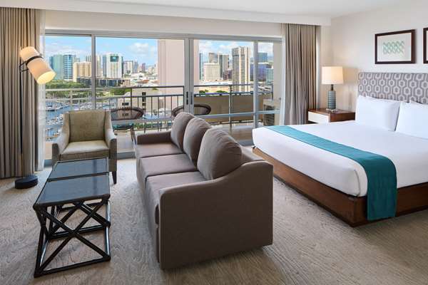 Suite - Ilikai Hotel & Luxury Suites Waikiki Honolulu