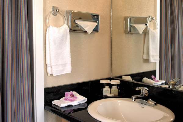  - Aqua Aloha Surf Hotel Waikiki Honolulu