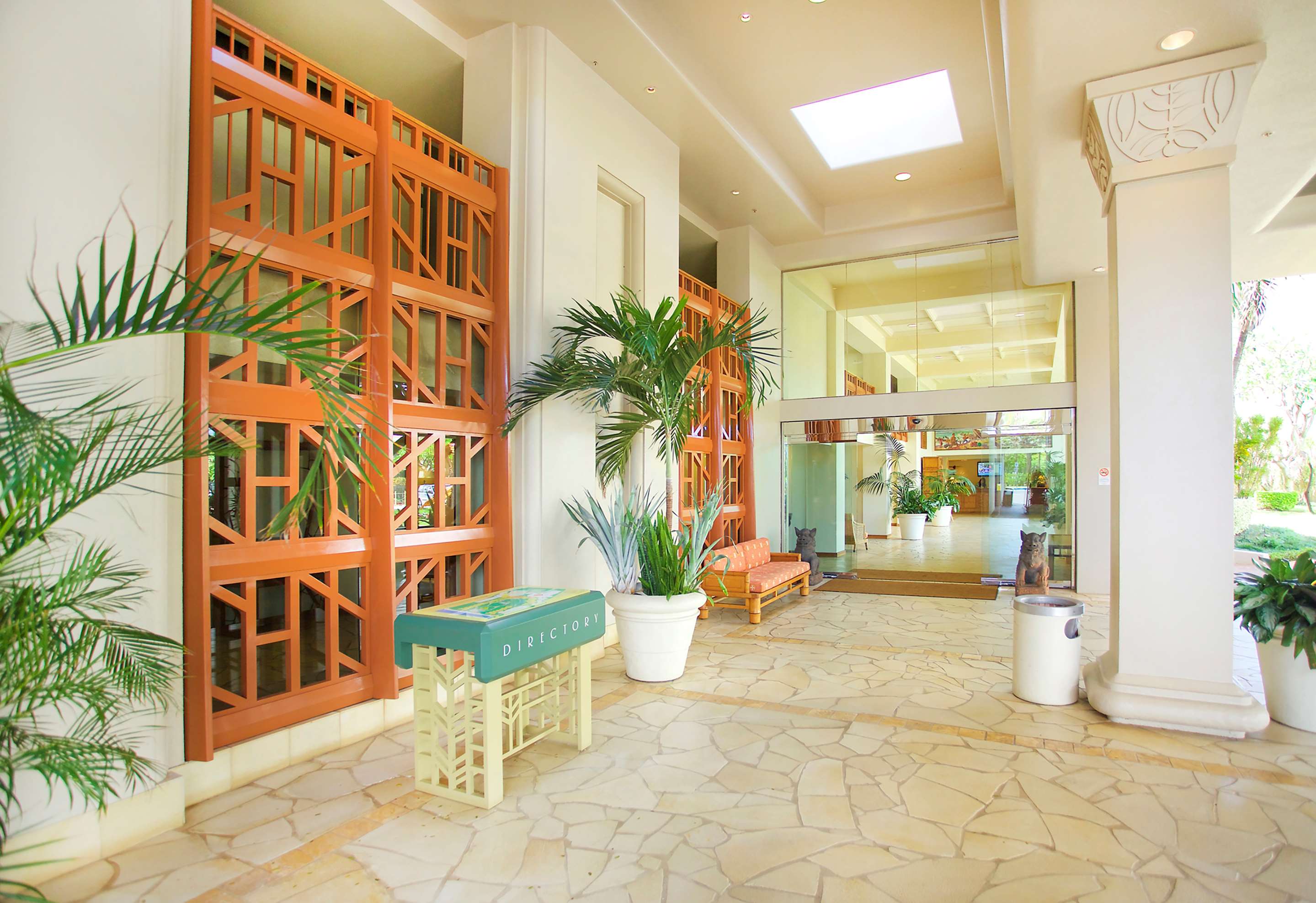 Aston Kaanapali Shores - Lobby | AEI at Kaanapali Shores