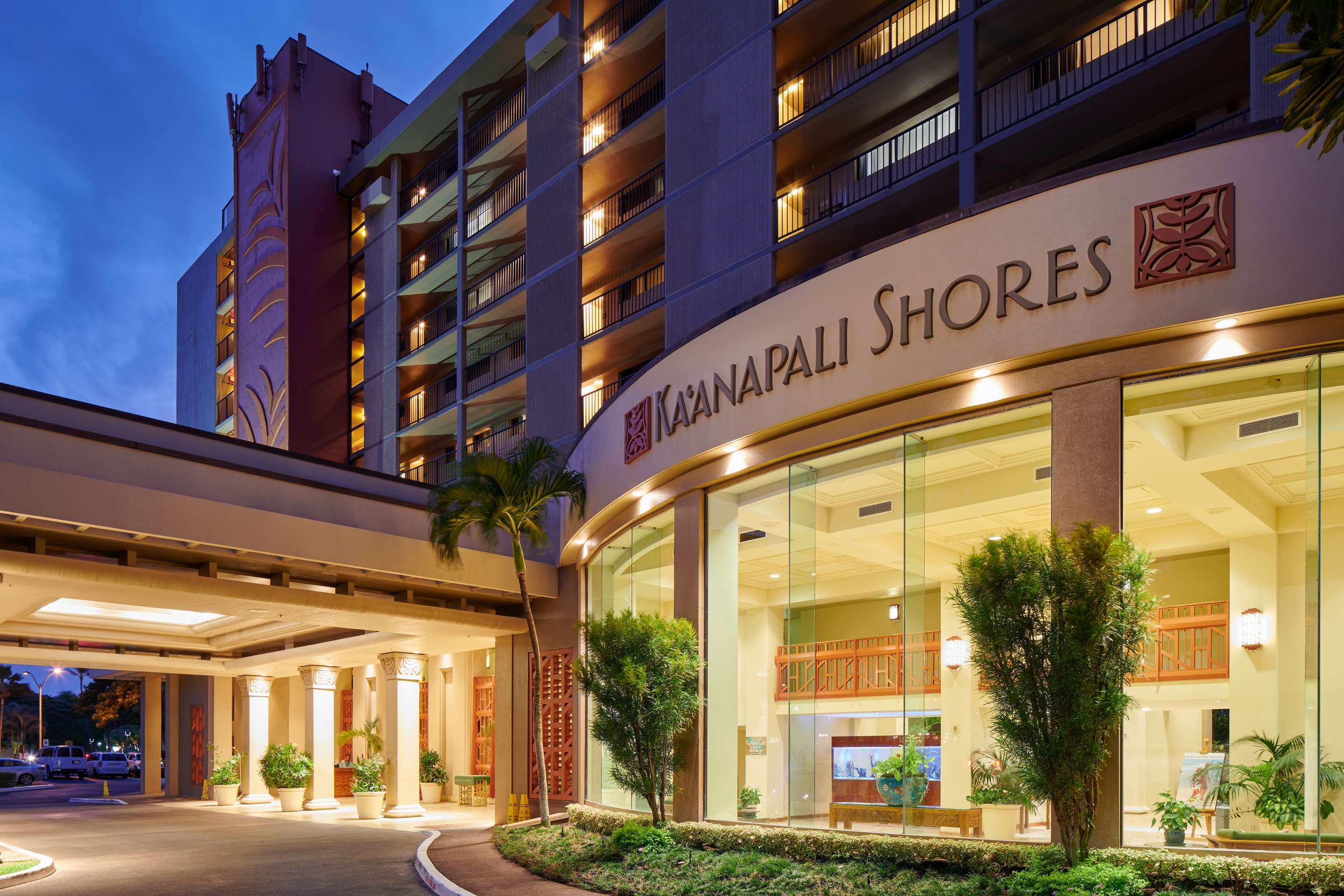 Aston Kaanapali Shores Porte Cochere | AEI at Kaanapali Shores
