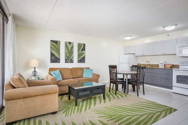  - Aston at Waikiki Banyan Hotel Honolulu