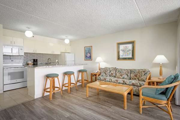  - Aston at Waikiki Banyan Hotel Honolulu