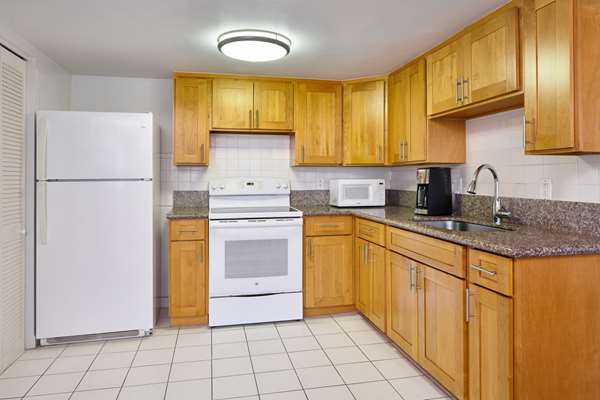  - Ilikai Lite Hotel Honolulu