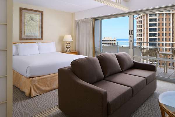 Suite - Ilikai Lite Hotel Honolulu