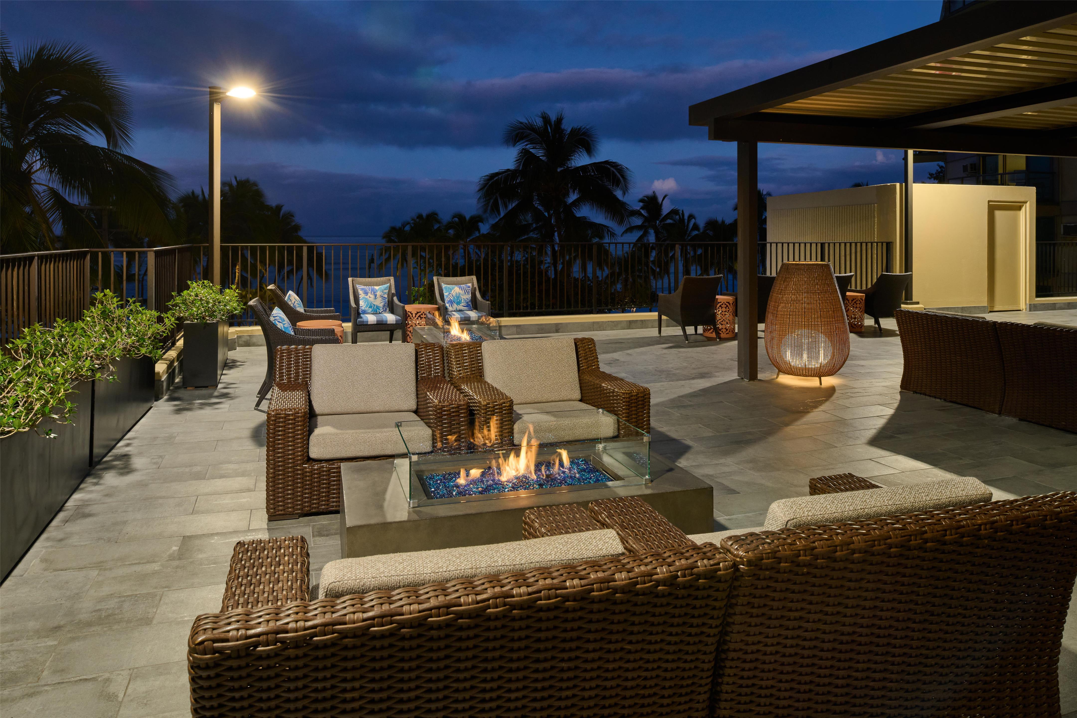 Aston Waikiki Beach Tower - 4th Floor Deck Seating Area | Aston Waikiki Beach Hotel