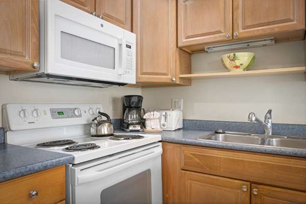 Suite - Aston at Papakea Resort Hotel Kahana Maui