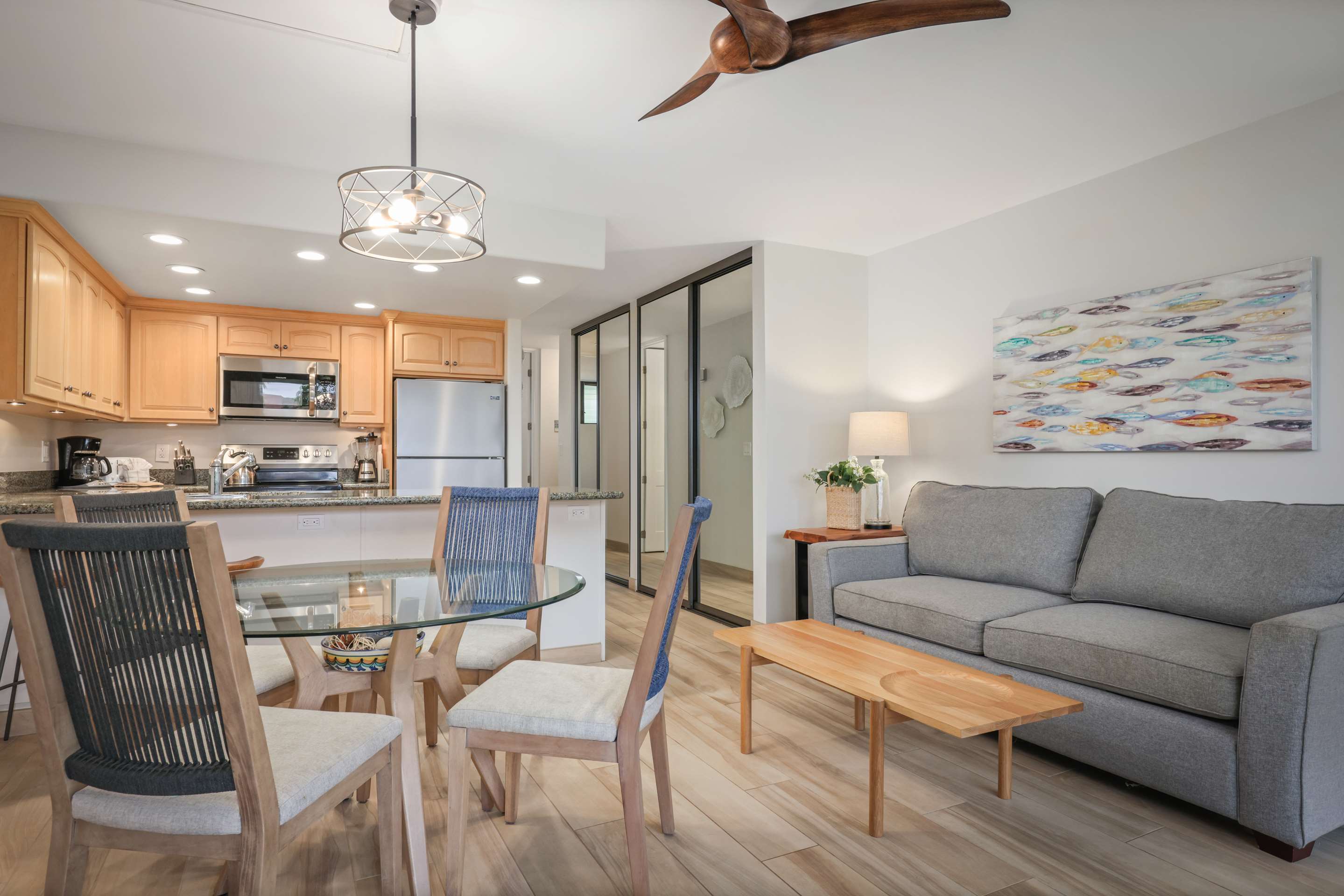 Aston Papakea Resort -2 Bedroom Oceanfront Dining Area