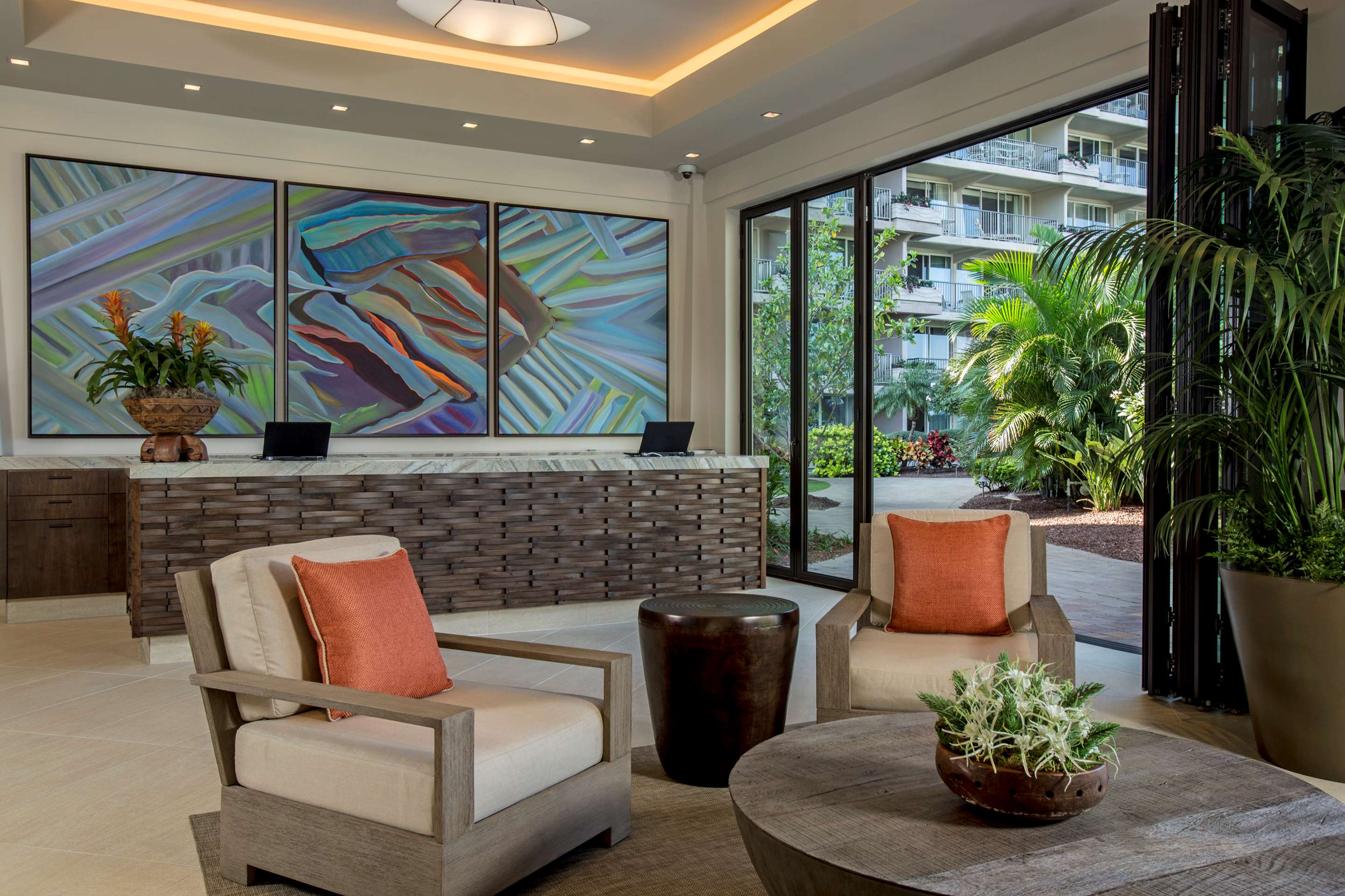 Aston at The Whaler on Kaanapali Beach - Front Desk | Aston at The Whaler on Kaanapali Beach