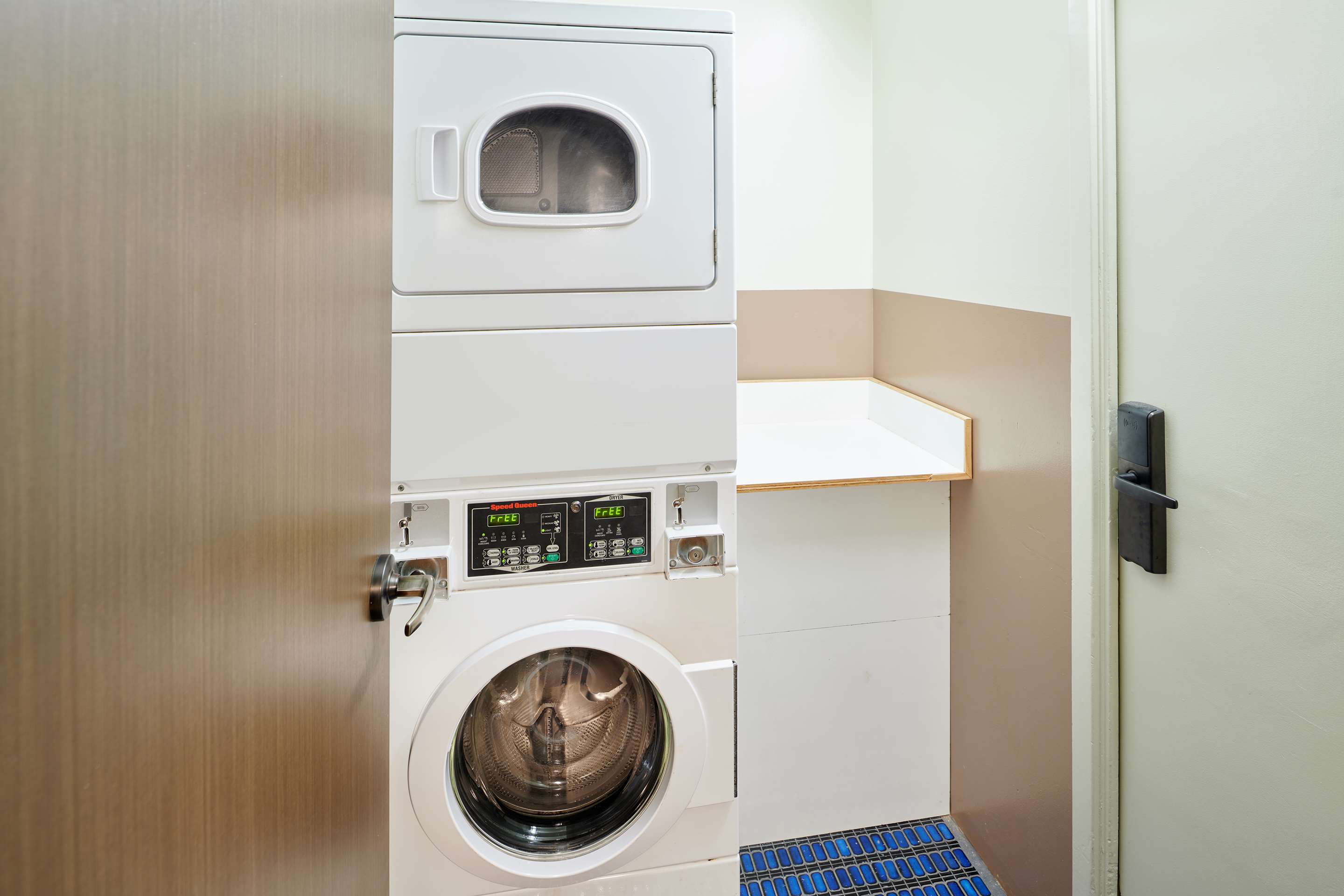 Aston at The Whaler on Kaanapali Beach - Washer and Dryer | Aston at The Whaler on Kaanapali Beach