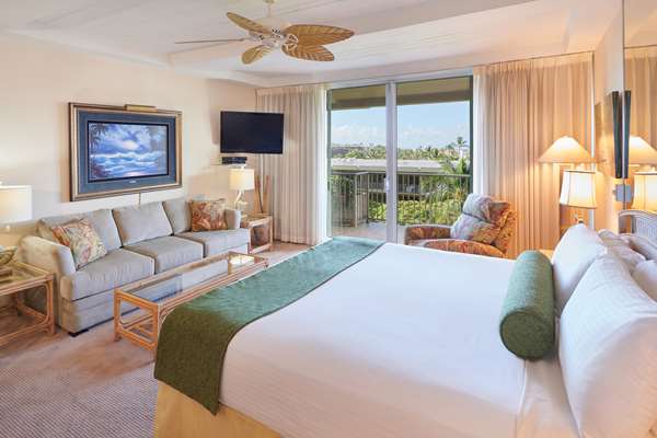 Suite - Aston at the Whaler on Kaanapali Beach