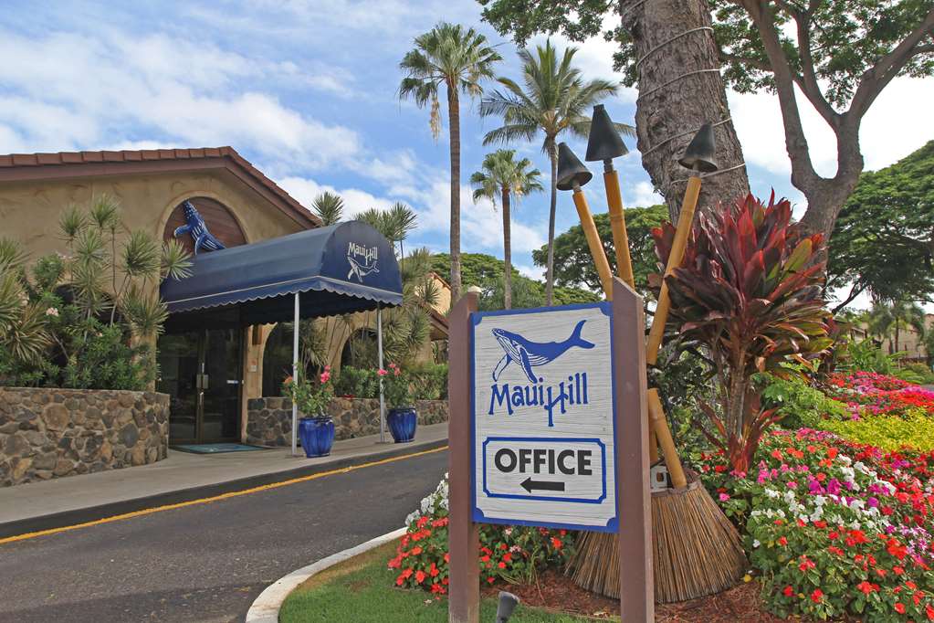 Aston Maui Hill-guestroom-Guest Room,On-Site.jpg