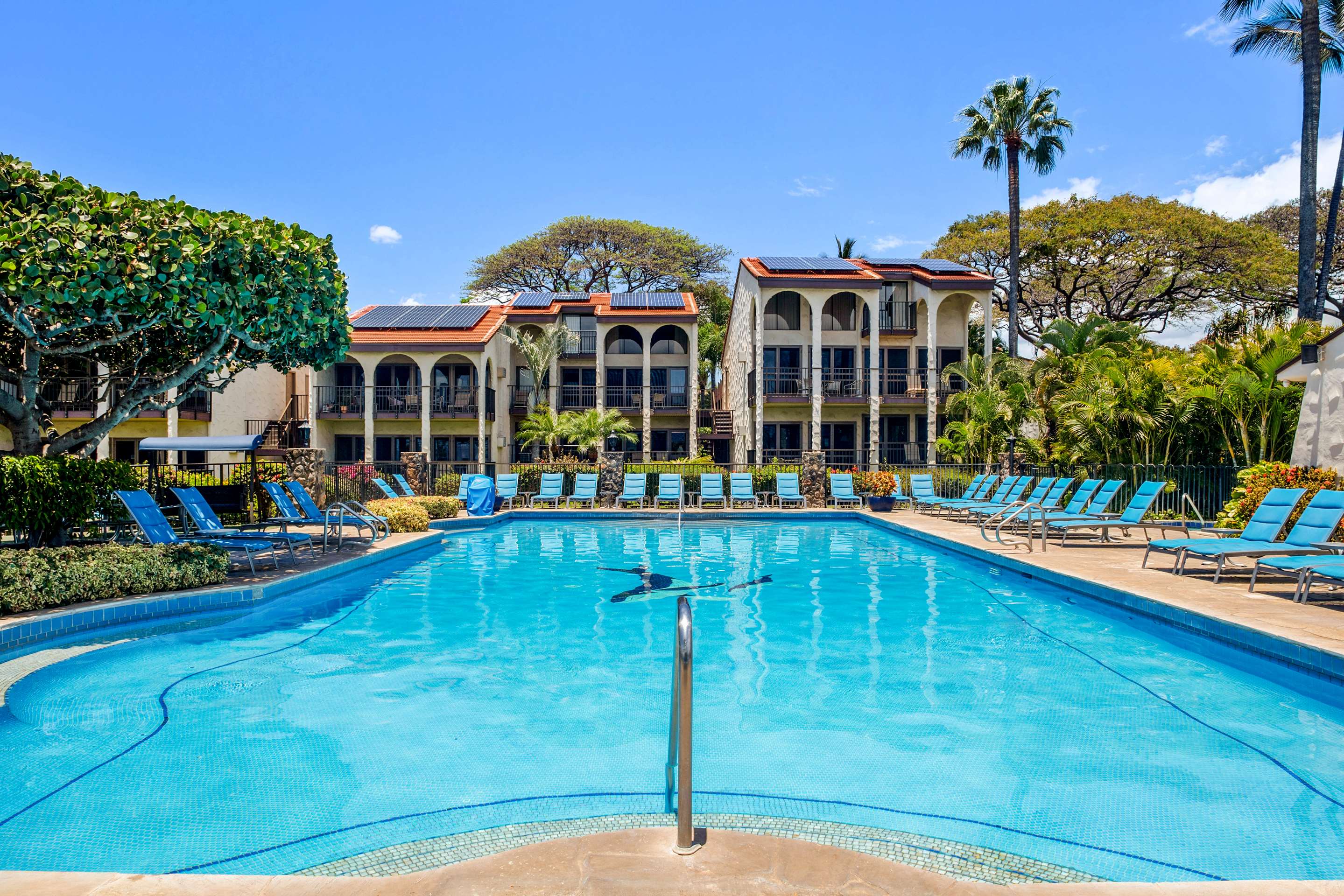 Aston Maui Hill - Pool Straight On | Aston Maui Hill