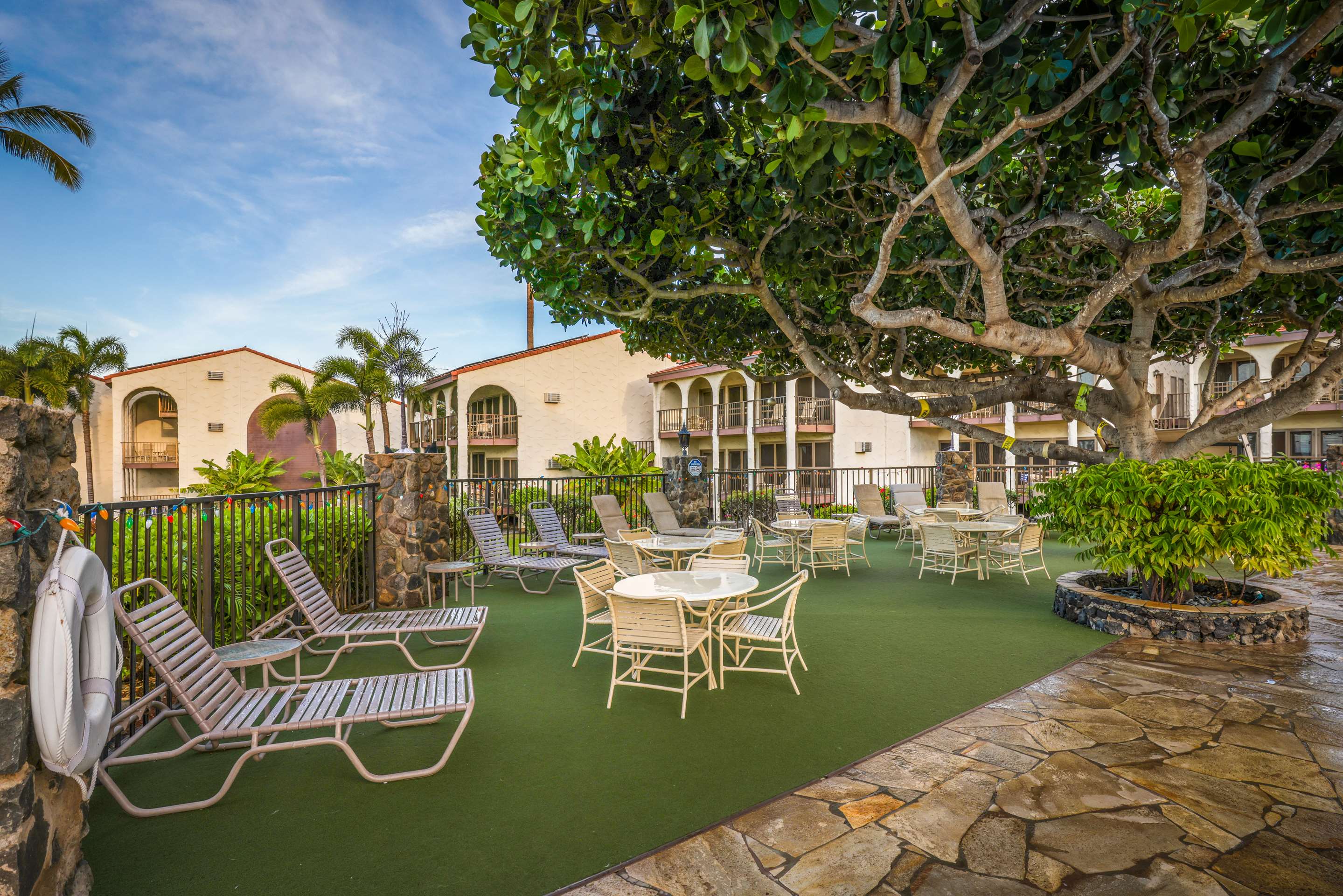 Aston Maui Hill - Sun Deck | Aston Maui Hill