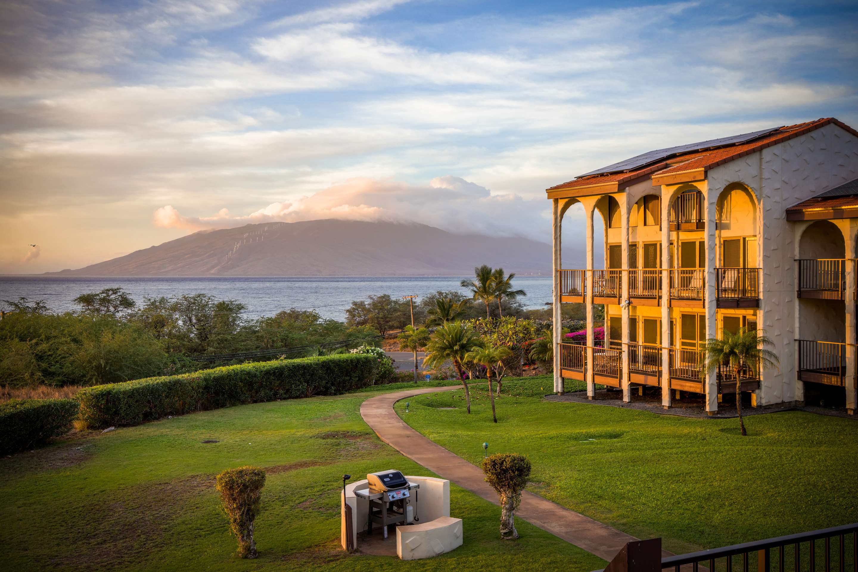 Aston Maui Hill - Sunset | Aston Maui Hill