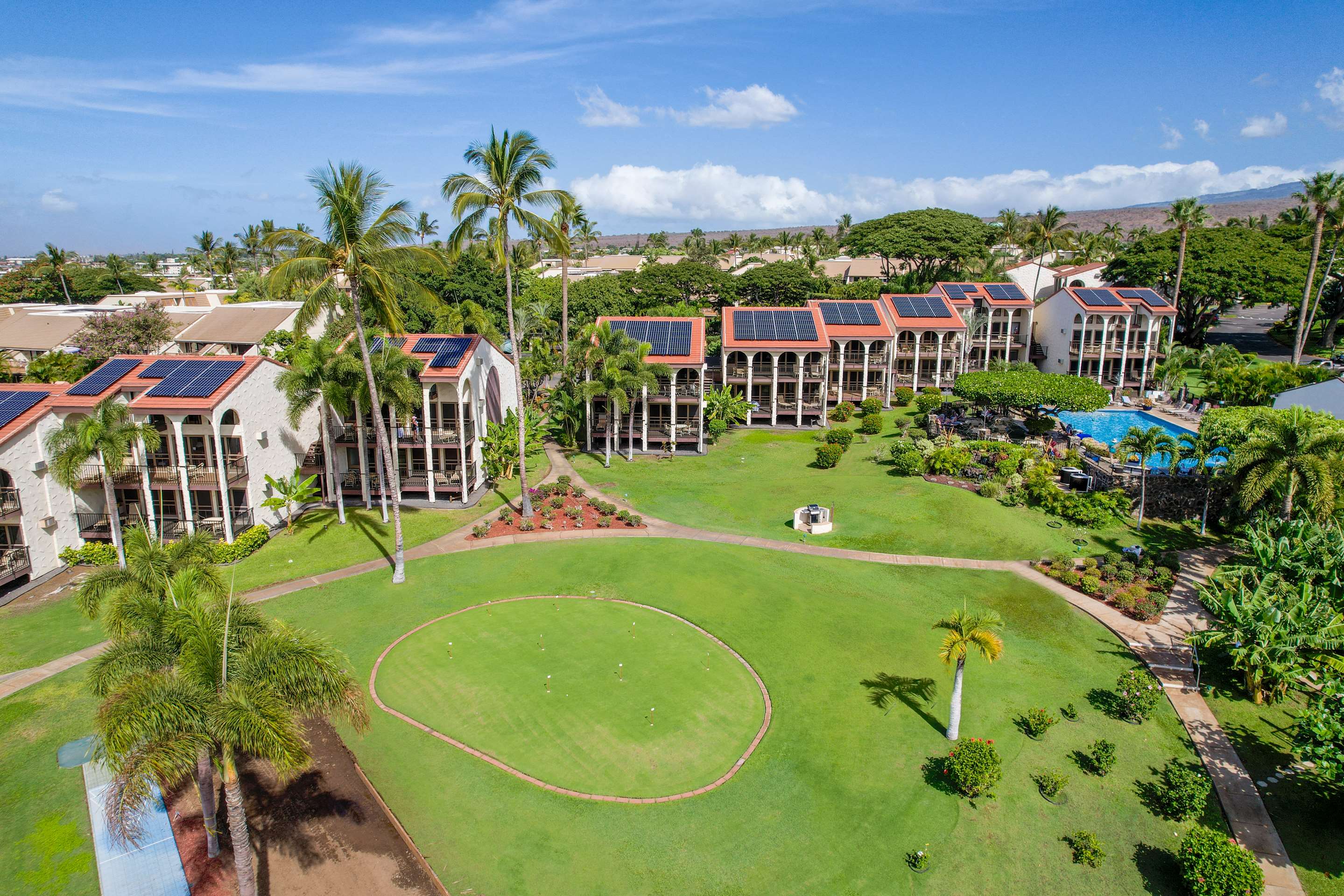 Aston Maui Hill - Putting Green Overview | Aston Maui Hill