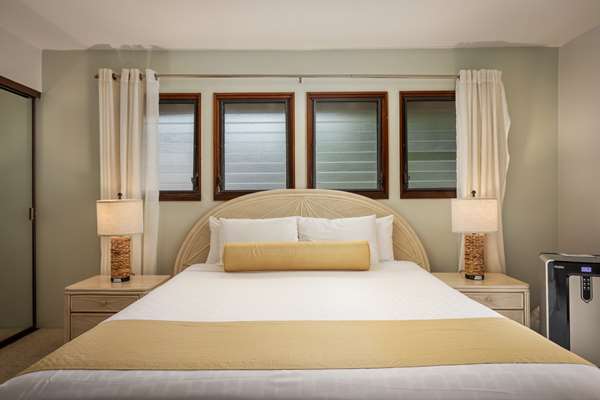 Suite - Aston Hotel at Poipu