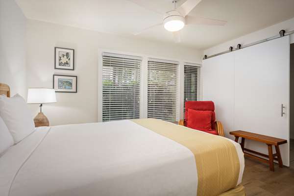 Suite - Aston Hotel at Poipu