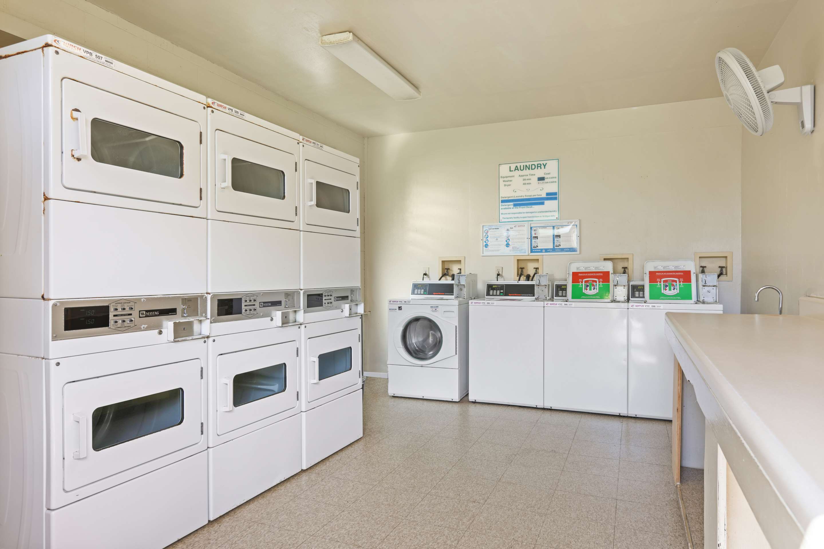 Aston Islander on the Beach - Laundry | Aston Islander on the Beach