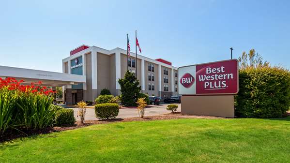Exterior view - Best Western Plus Bellingham Airport Hotel - I-5, Exit 258