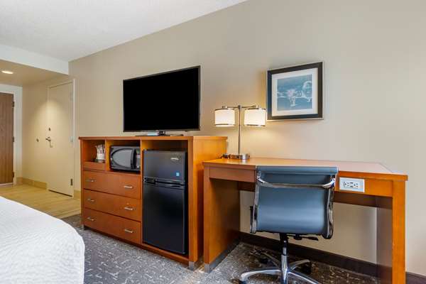  - Best Western Plus Bellingham Airport Hotel - I-5, Exit 258