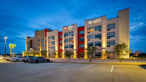 Exterior view - Best Western Plus Executive Residency Rigby's Water World Hotel Warner Robins