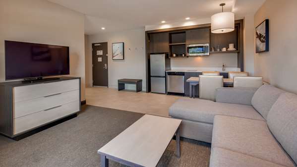 Suite - Best Western Plus Executive Residency Rigby's Water World Hotel Warner Robins