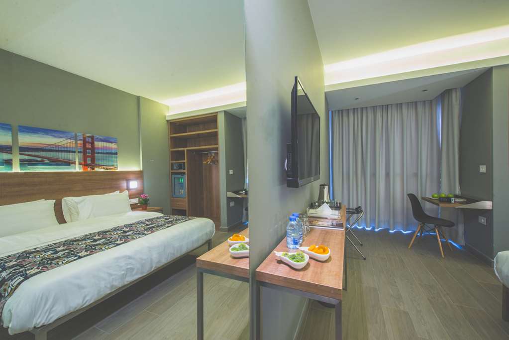 CARAMEL BOUTIQUE HOTEL-guestroom-Guest Room,On-Site.jpg