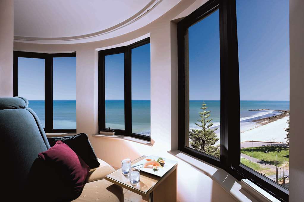STAMFORD GRAND ADELAIDE-guestroom-Guest Room,Living Area,Suite,On-Site.jpg