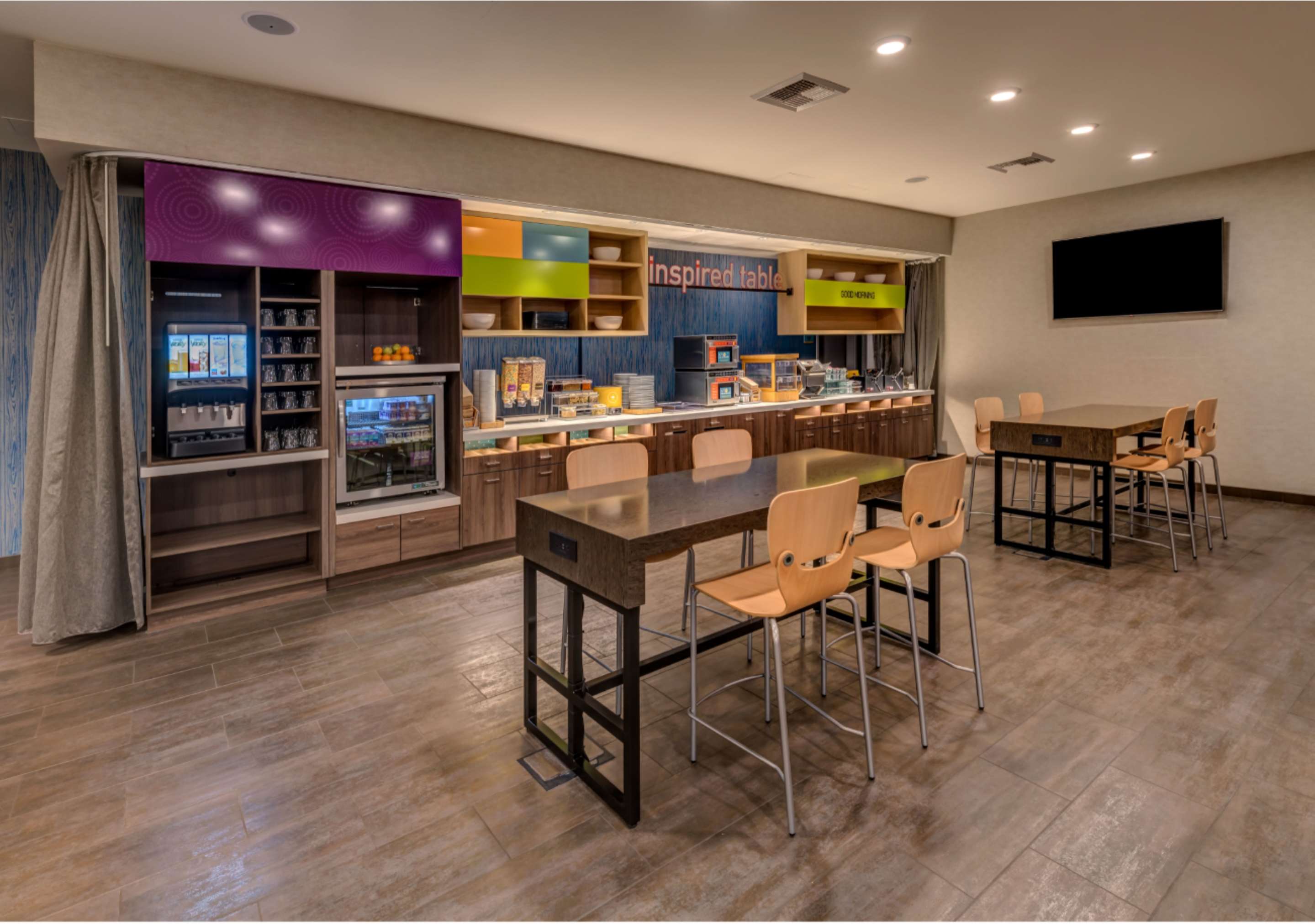 Breakfast Area | Home2 Suites by Hilton Reno
