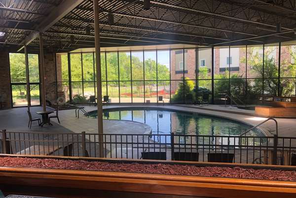 Pool - Ramada Hotel Michigan City - I-94, Exit 34