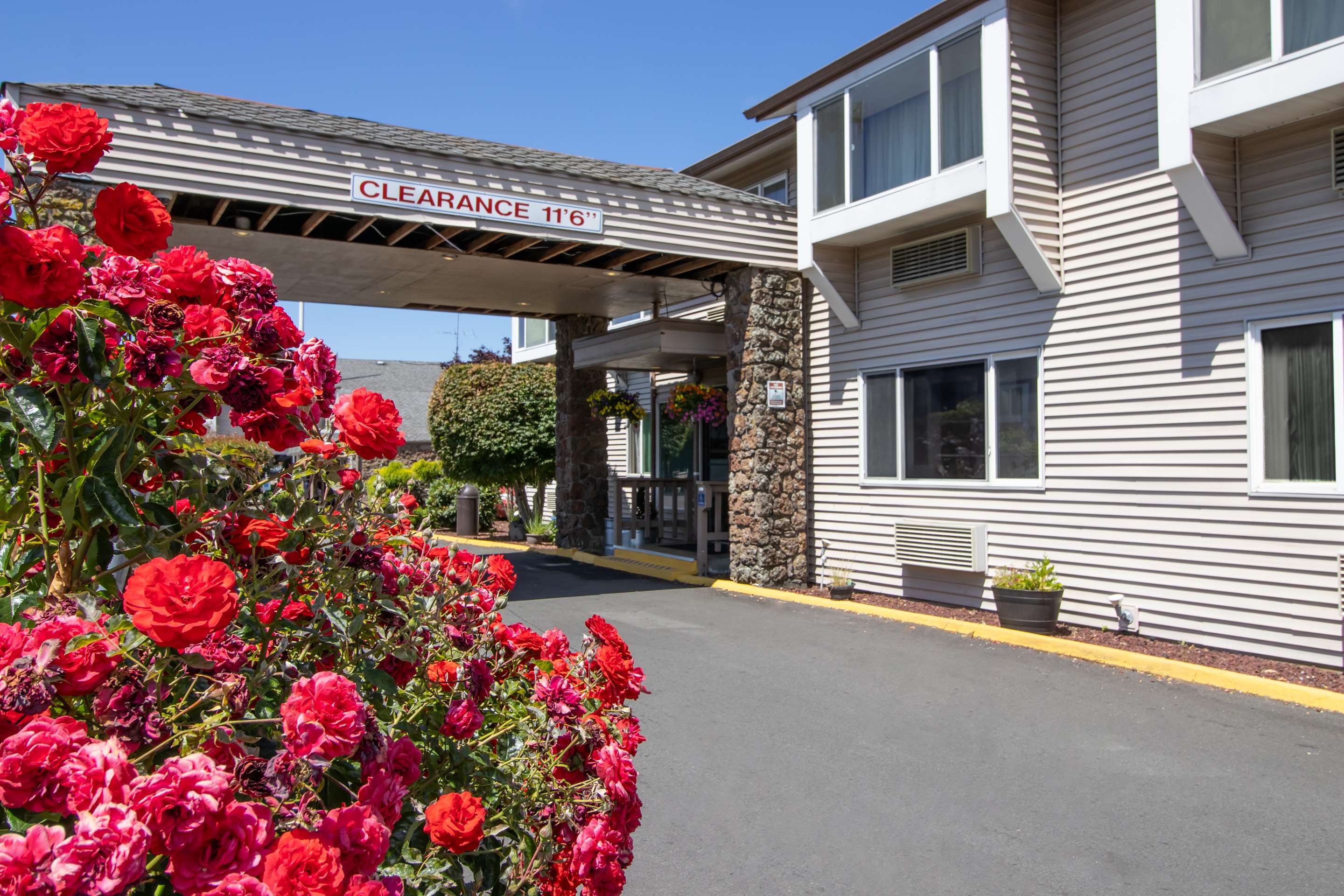 RLIS Vancouver Front Exterior Building