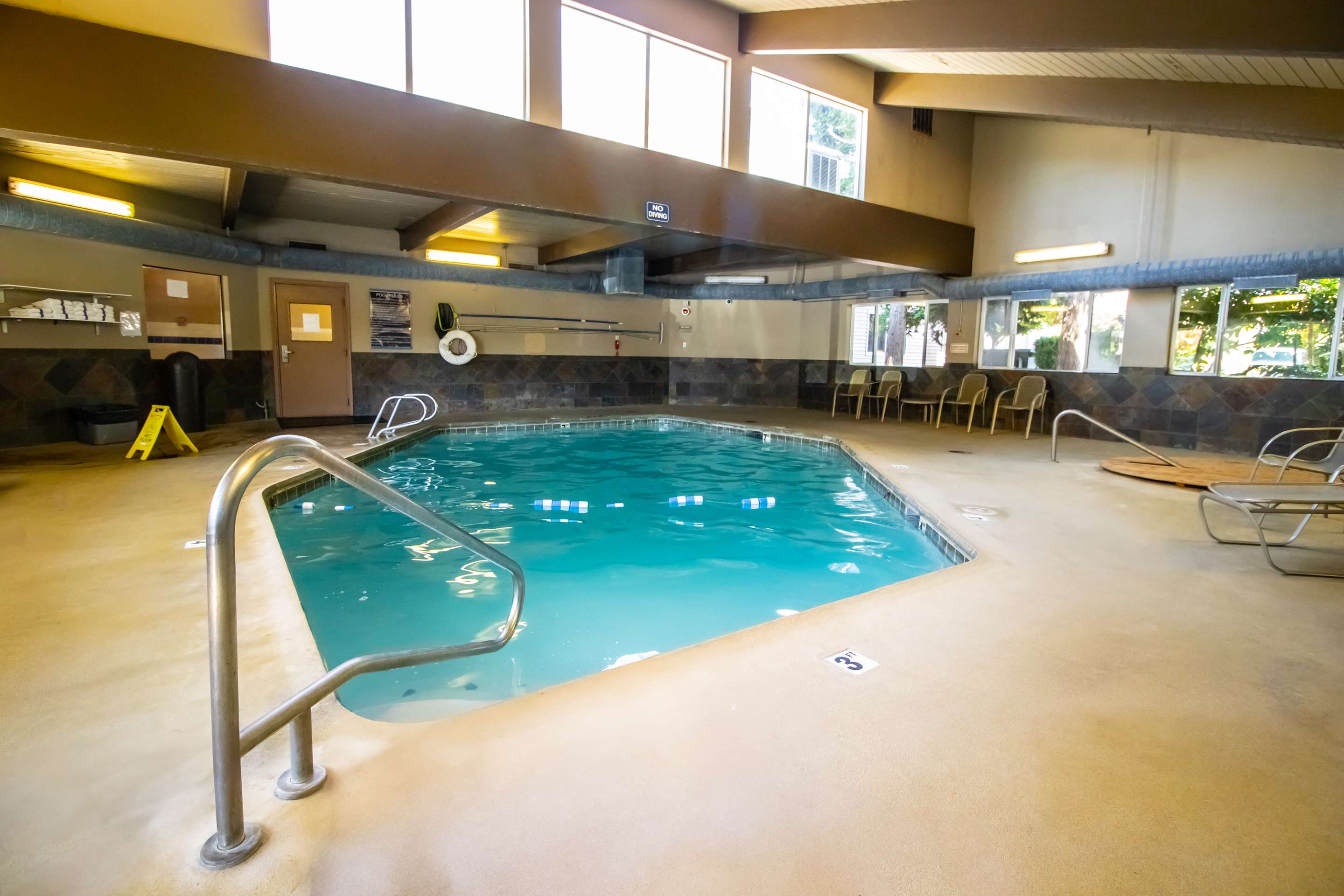 RLIS Vancouver Indoor Pool