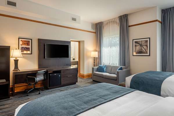  - Courthouse Hotel Thunder Bay