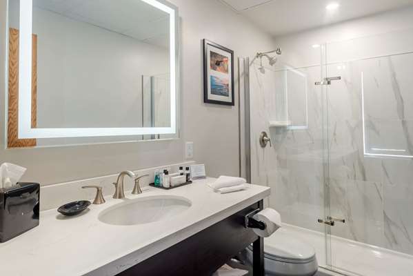  - Courthouse Hotel Thunder Bay