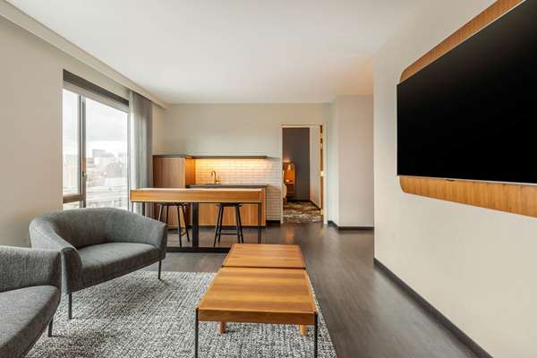 Suite - Cambria Hotel Downtown-South Boston