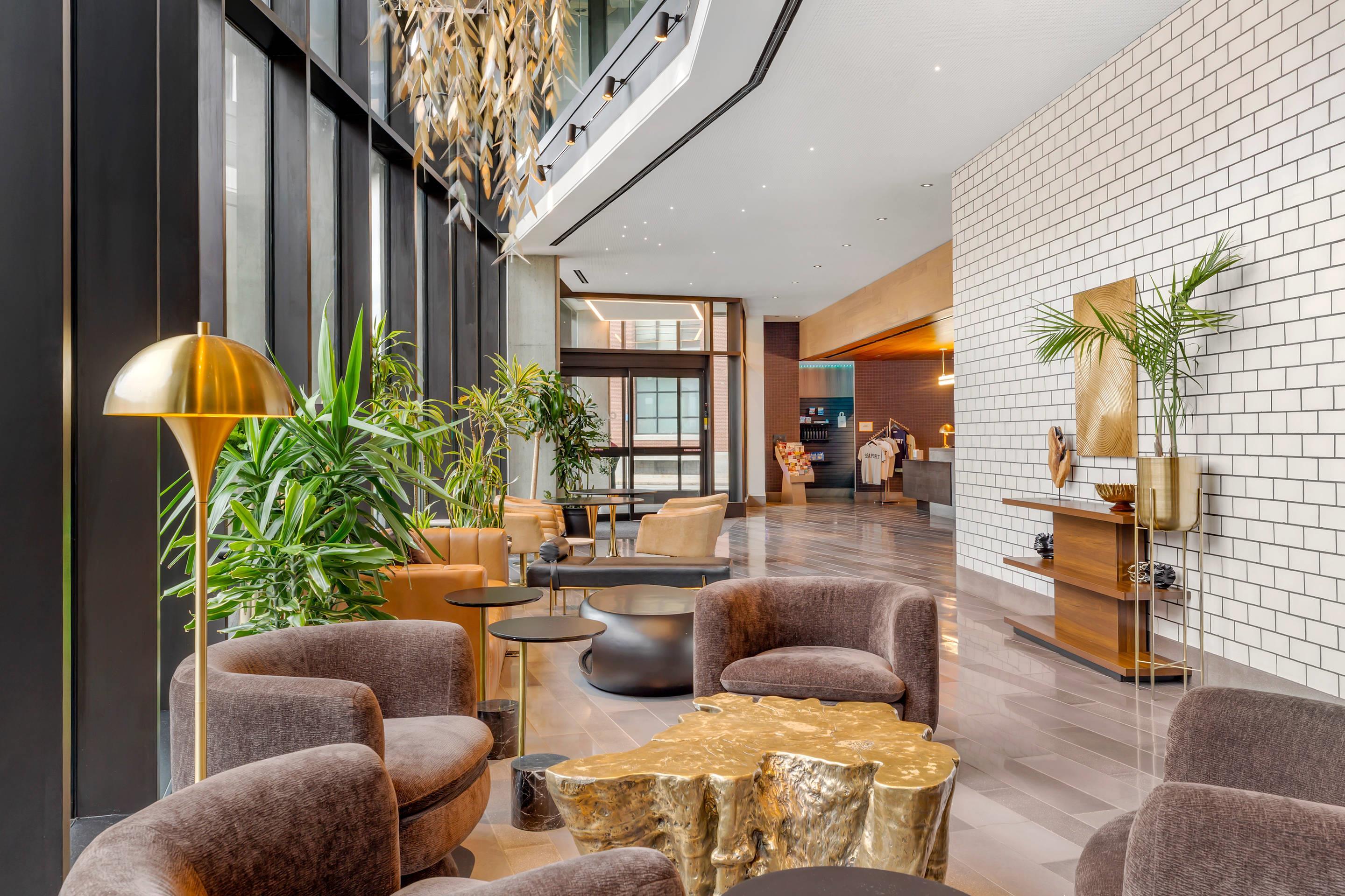 Hotel Bar